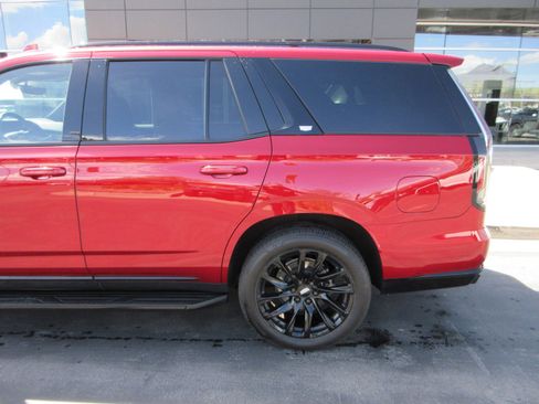 Used 2023 Cadillac Escalade Sport w/ LPO, ONYX Package image 4