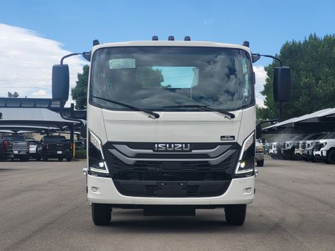 New 2025 Isuzu NPR HD RWD image 2