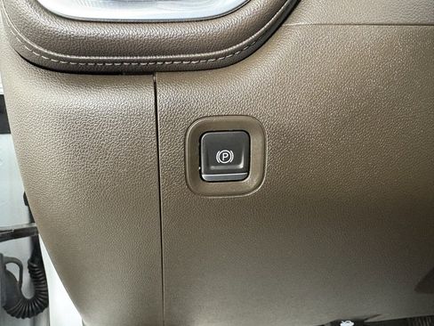 Used 2023 GMC Sierra 2500 Denali image 20