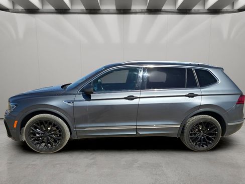 Used 2021 Volkswagen Tiguan SEL Premium R-Line image 3