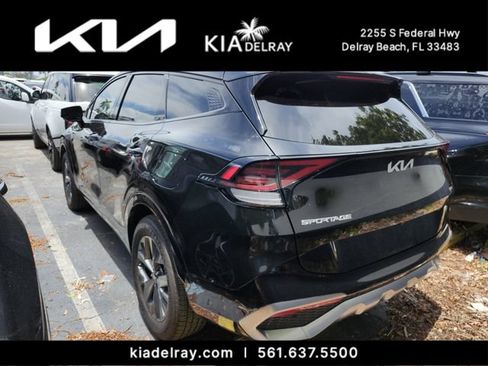 Certified 2023 Kia Sportage SX Prestige AWD/4WD image 10