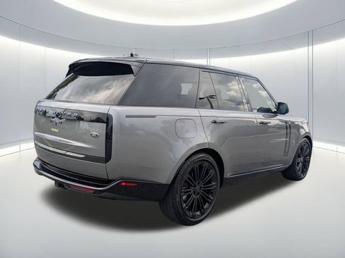 Used 2023 Land Rover Range Rover SE AWD/4WD image 6