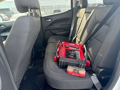 Used 2020 Chevrolet Colorado LT image 24