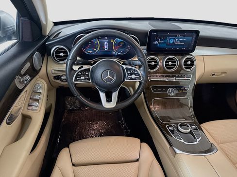 Used 2020 Mercedes-Benz C 300 Sedan w/ Premium Package image 17