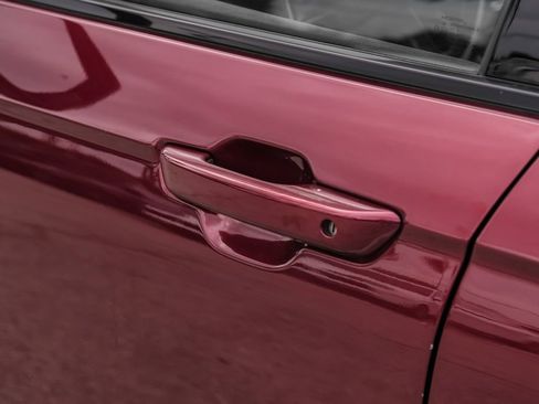 Used 2023 Jeep Grand Cherokee L Limited w/ Trailer Tow Group (B) AWD/4WD image 39