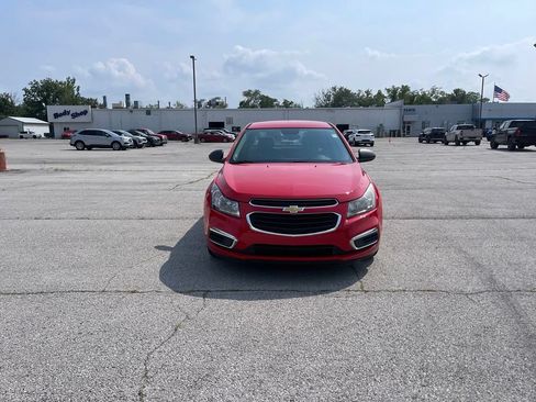 Used 2015 Chevrolet Cruze L FWD image 8