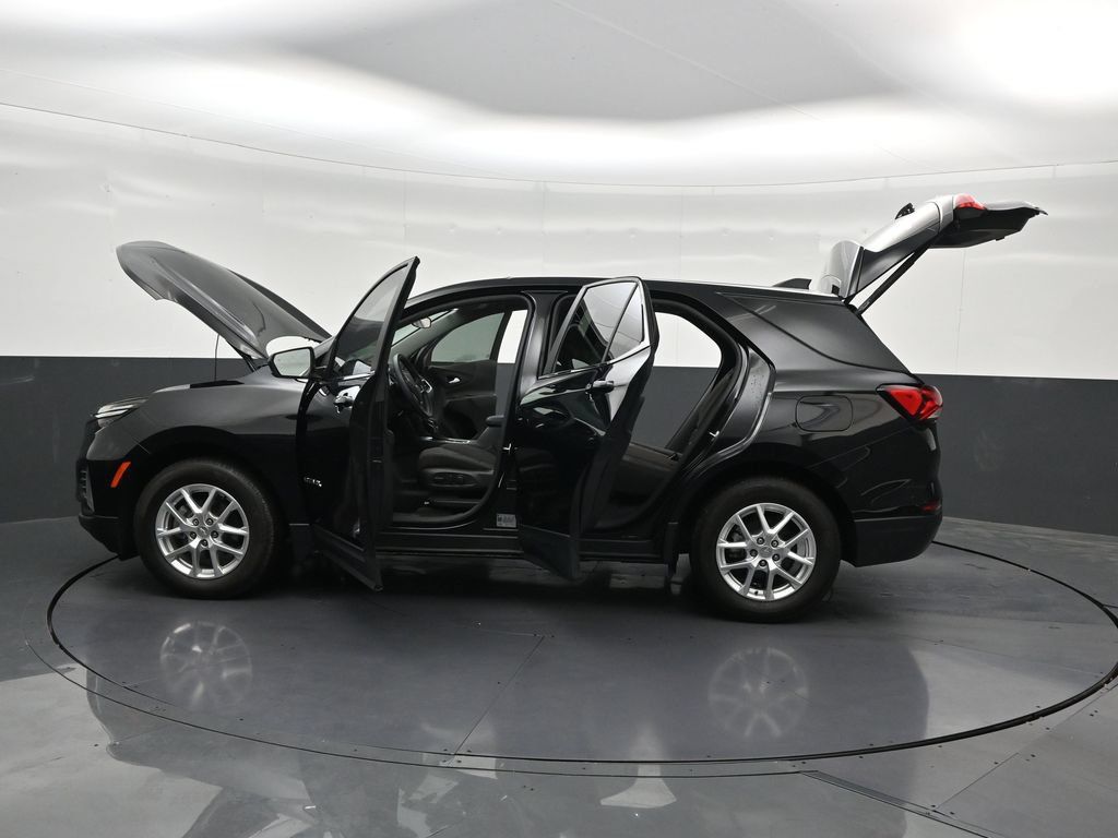 Used 2024 Chevrolet Equinox LT FWD image 33