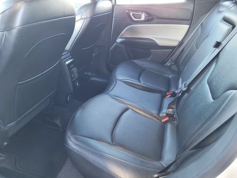 Used 2024 Jeep Compass Limited AWD/4WD image 18