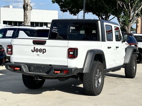 Used 2026 Jeep Gladiator Mojave AWD/4WD image 4