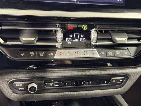 Used 2025 BMW Z4 M40i w/ Edition RWD image 28