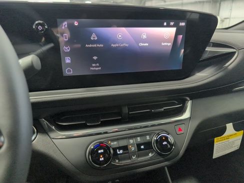 New 2026 Buick Envista Sport Touring w/ Convenience I Package FWD image 17