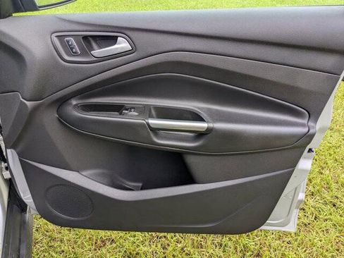 Used 2015 Ford C-MAX SE w/ Equipment Group 201A image 34