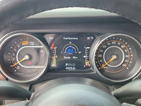 Used 2020 Jeep Wrangler Unlimited Sport AWD/4WD image 27