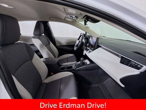 Certified 2025 Toyota Corolla LE FWD image 25