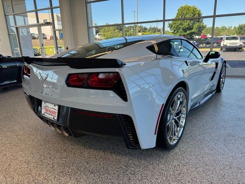 Used 2019 Chevrolet Corvette Grand Sport RWD image 2