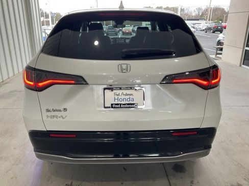 Certified 2023 Honda HR-V EX-L image 23