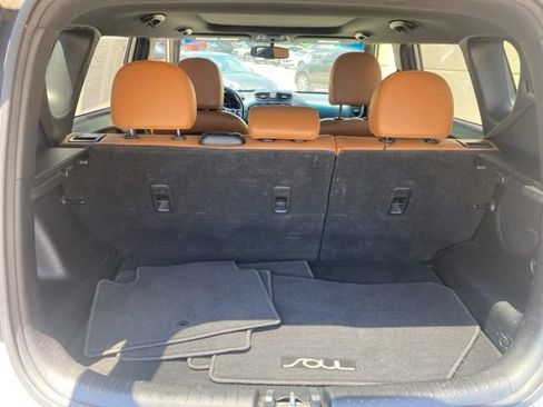 Used 2015 Kia Soul ! w/ Sun & Sound Package FWD image 28