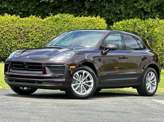 Certified 2025 Porsche Macan AWD/4WD video 1