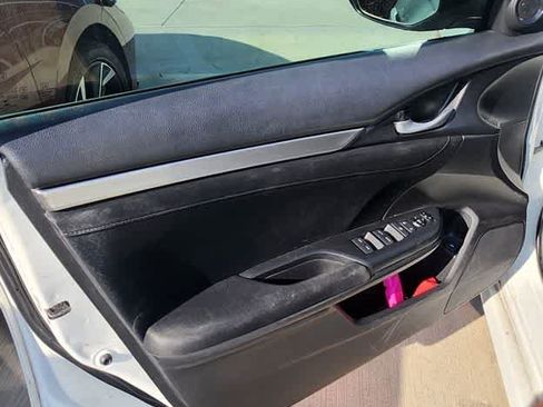 Used 2018 Honda Civic EX image 7