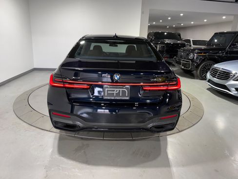Used 2022 BMW 740i xDrive w/ M Sport Package AWD/4WD image 20