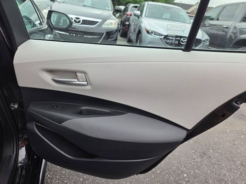 Used 2021 Toyota Corolla L w/ Carpet Mat Package (TMS) FWD image 28