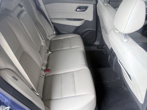 Used 2021 Nissan Rogue SV w/ Premium Package FWD image 30