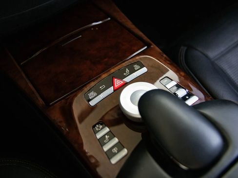 Used 2011 Mercedes-Benz S 63 AMG w/ AMG Performance Pkg image 43