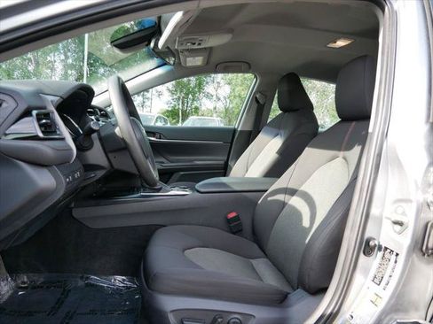 Certified 2020 Toyota Camry LE FWD image 9