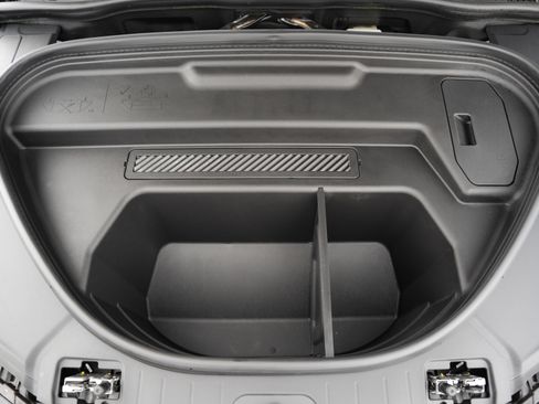 Used 2025 Audi Q6 e-tron Premium Plus w/ Premium Plus image 34