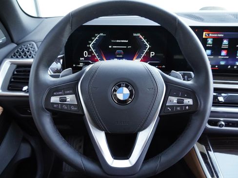 Used 2025 BMW X5 sDrive40i w/ Climate Comfort Package RWD image 18