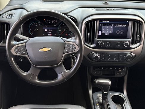 Used 2021 Chevrolet Colorado Z71 AWD/4WD image 14