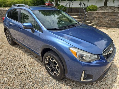 Used 2016 Subaru Crosstrek 2.0i Limited w/ Popular Package #2 AWD/4WD image 9