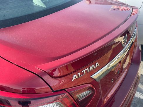 Certified 2018 Nissan Altima 2.5 SR image 25