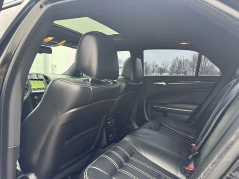 Used 2017 Chrysler 300 S w/ 300S Premium Group image 27