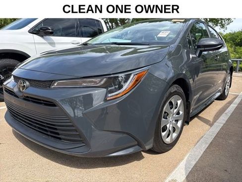 Used 2025 Toyota Corolla LE FWD image 1