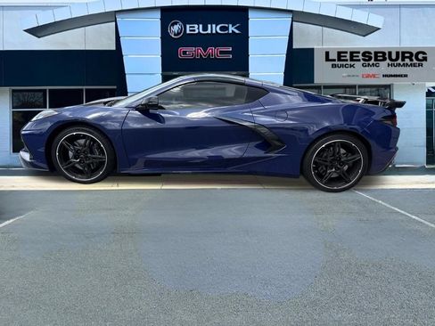 Used 2025 Chevrolet Corvette Stingray Preferred Cpe w/ Z51 Performance Package RWD image 4