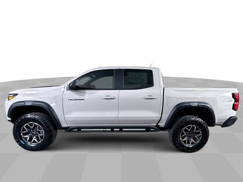 New 2026 Chevrolet Colorado ZR2 w/ Technology Package image 40