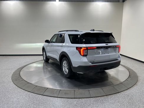 New 2026 Ford Explorer Active image 8