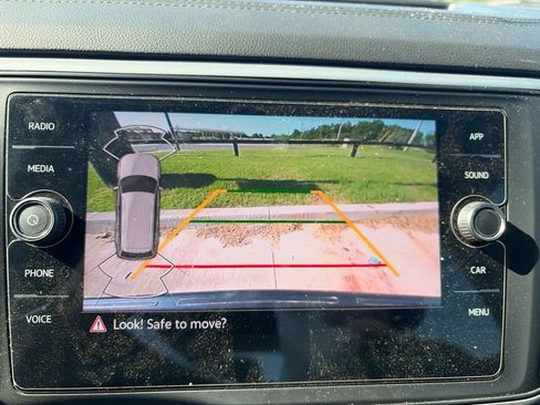 Used 2021 Volkswagen Atlas SE FWD image 26
