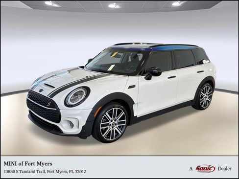 Certified 2023 MINI Cooper Clubman S FWD image 1