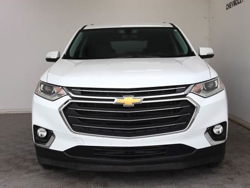 Used 2018 Chevrolet Traverse LT FWD image 2