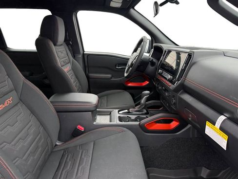 New 2025 Nissan Frontier PRO-4X w/ Interior Protection Package image 15