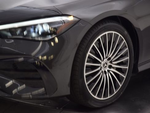 Used 2024 Mercedes-Benz CLE 300 4MATIC Coupe image 11