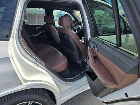 Used 2023 BMW X5 M50i w/ Executive Package image 13