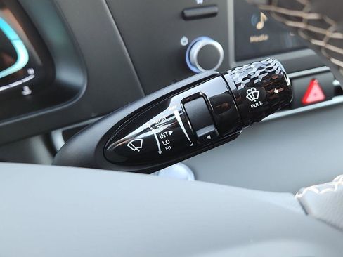 New 2026 Hyundai Elantra Sport image 30