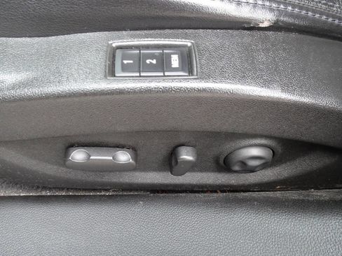 Used 2013 Buick LaCrosse Premium w/ Driver Confidence Package image 13