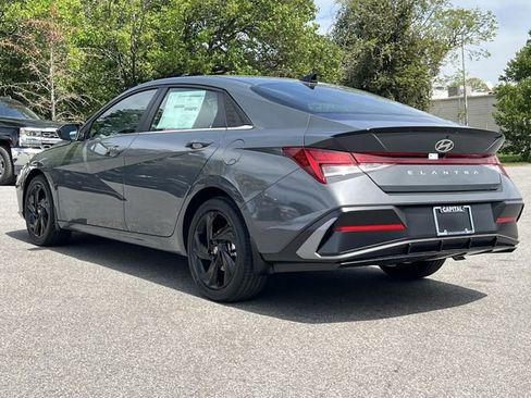 New 2026 Hyundai Elantra SEL Sport Premium FWD image 31