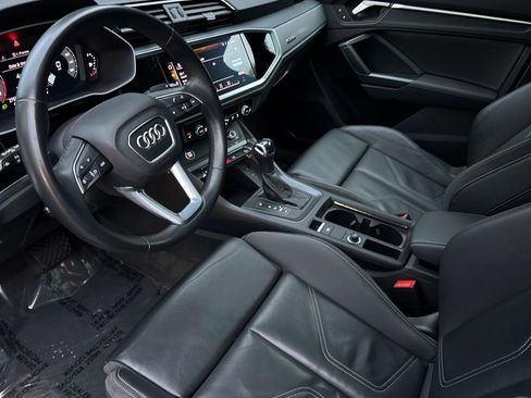 Certified 2023 Audi Q3 2.0T Premium image 9