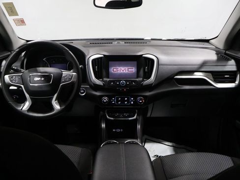 Used 2024 GMC Terrain SLE image 17