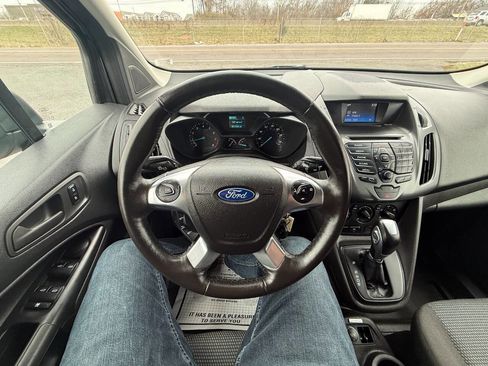Used 2016 Ford Transit Connect XL image 14